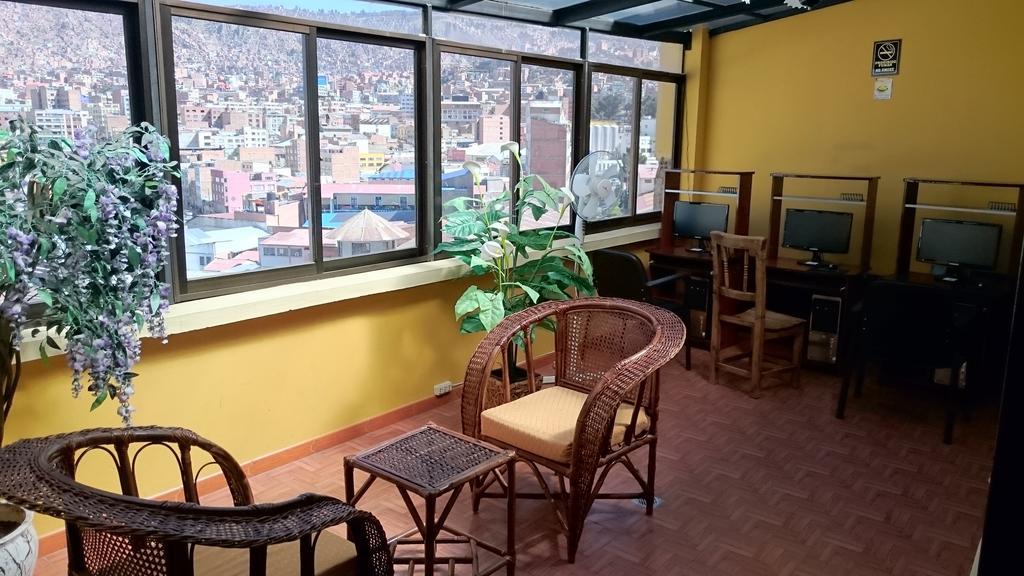 Bolivian Heights Hostel La Paz Exterior photo