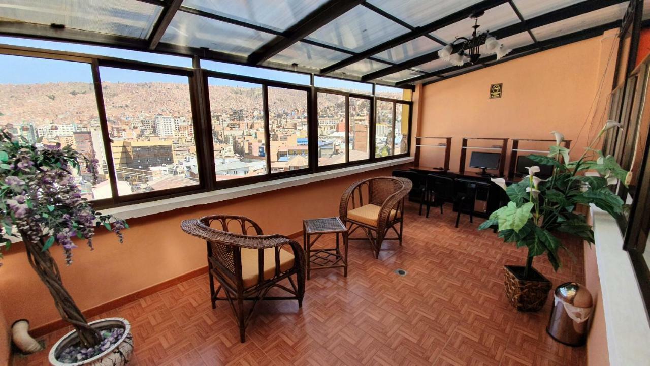 Bolivian Heights Hostel La Paz Exterior photo